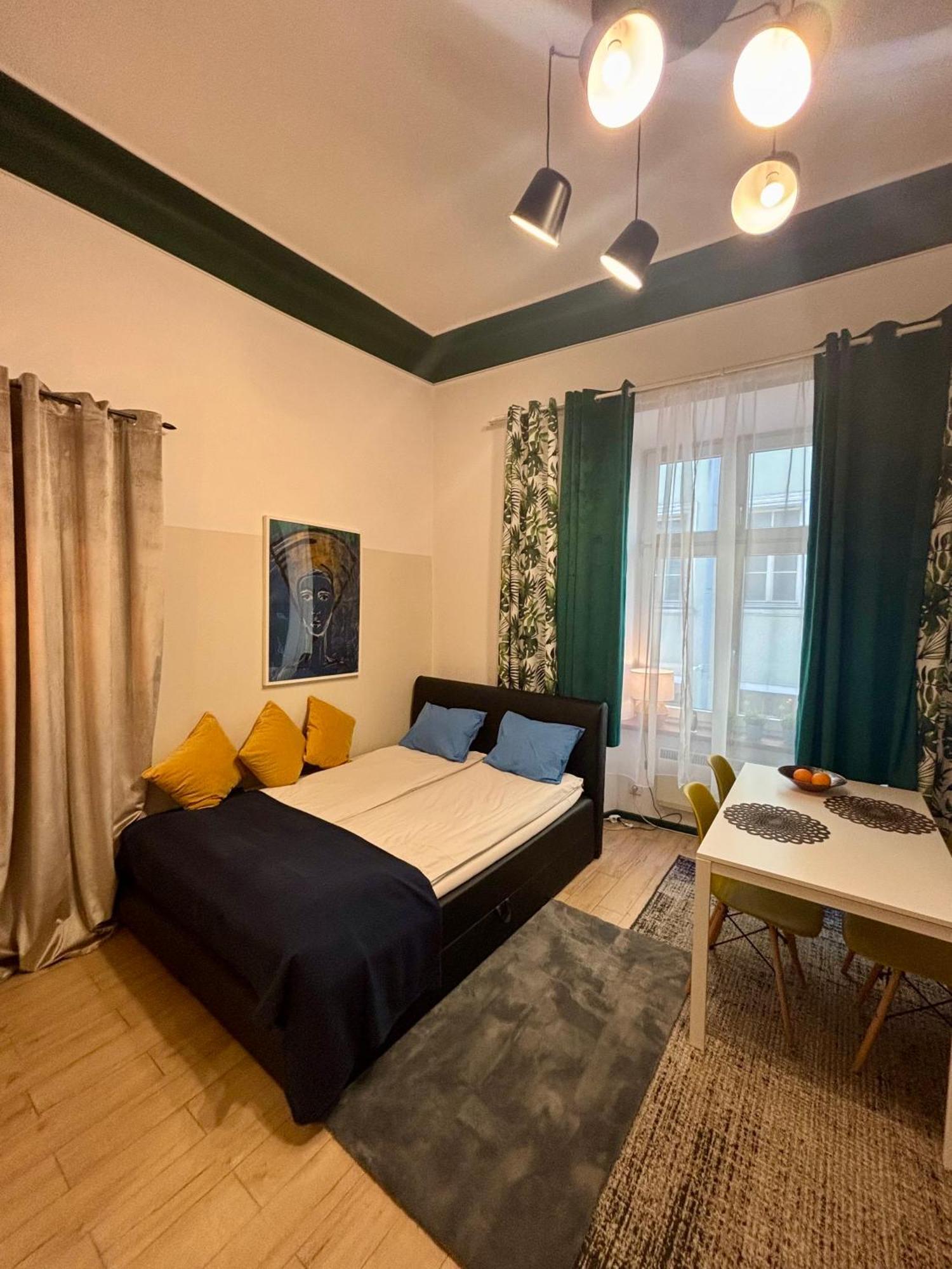 Vintage Senacka Apartaments Krakow Exterior photo